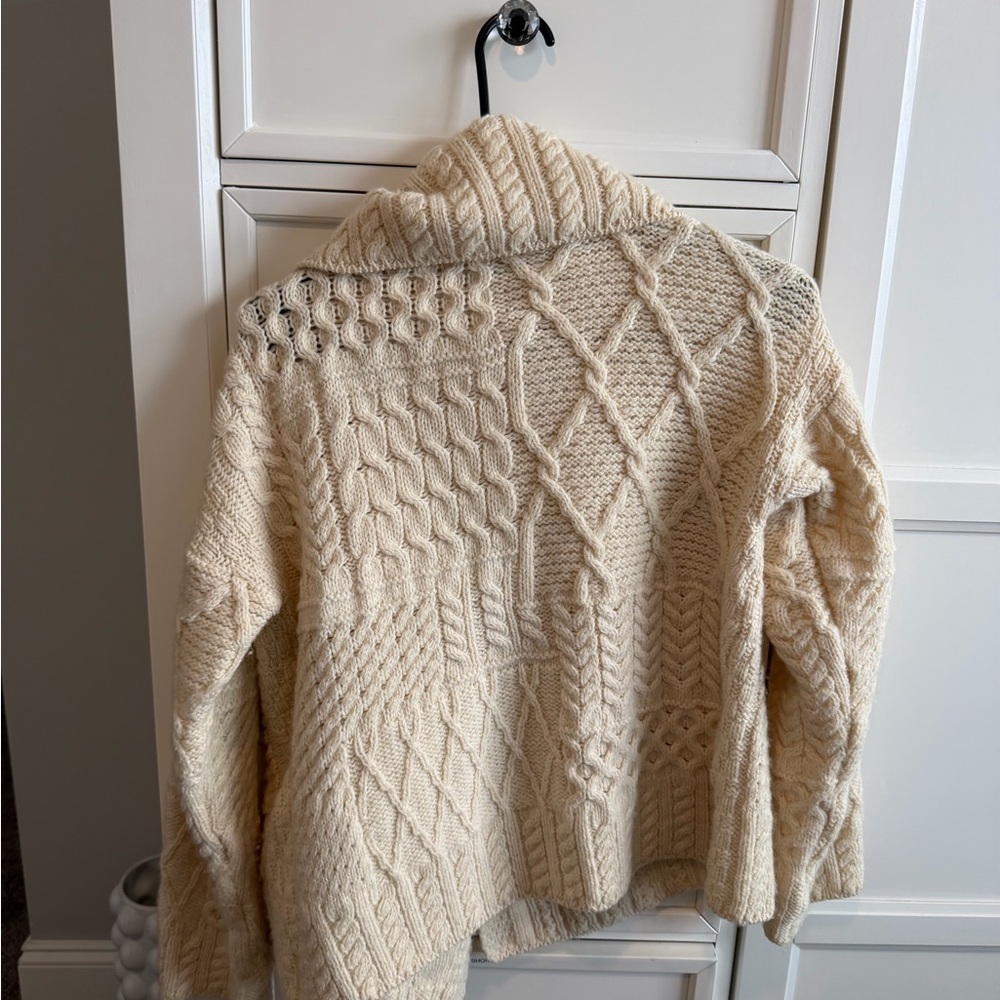 Carraig Donn 100% Merino Wool Sweater - Picture 6 of 10